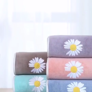 ผ้าขนหนู ผ้านาโน ผ้าเช็ดตัว ขนาดผู้ใหญ่ 70x140cm ซับน้ำดีแห้งไว  เลือกสีได้