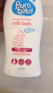 PURE BABY MILK BATH CREAMY BUBBLES 200ml
