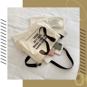 LH.Bigsize สุดฮิต กระเป๋าสะพายข้างผู้หญิง งานผ้าใบใหญ่จุของได้เยอะใช้งานง่ายสะดวกสบาย สีโทนมินิมอล มากงานดีแบบนี้ไม่ควรพลาด