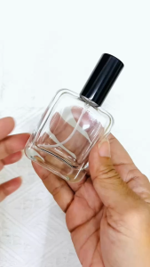 ขวดแก้วน้ำหอม - 35มล - ขวดสเปรย์ ขวดสี่เหลี่ยม ทรงมน หนา น้ำใส่น้ำหอม