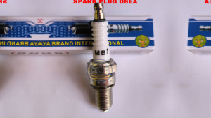 MOTORCYCLE SPARK PLUG D8EA FOR TMX155/TMX125/CG125/SR125/XL100