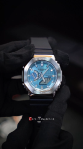 Jam Tangan Pria Casio G-Shock G-Steel GBM-2100A-1A2 Light Blue Dial Black Resin Band