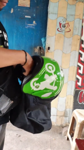 Sarung Helm & Cover Helm: Pilihan Terbaik untuk Perlindungan Helm