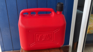 EVAL 10-LITER TANK FOR TRANSPORTING FUEL ถังน้ำมันสำรอง