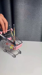 Mee Slimline 1.5 mm. Auto Eyebrow Pencil // ดินสอเขียนคิ้วหัวสลิมเล็ก // มี 3 เฉดสี รุ่นขายดี