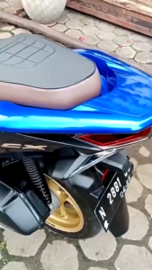 skotlet biru metalik candy glossy biru movistar scotlite profix premium color vinyl (P 50cm x L 45cm)