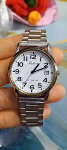 Đồng hồ nữ falcon Q&Q size: 32 mm có lịch sang trọng second hand si nhật đã qua sử dụng