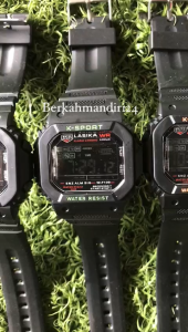 Jam Tangan Digital Pria Lasika Kotak Anti Air: W-F109