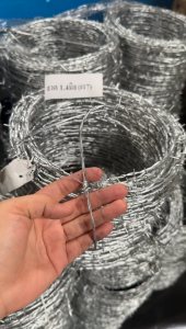 ลวดหนามชุบกัลวาไนซ์ เบอร์16 เบอร์17 (ยาว100m-200m) ลวดหนามล้อมรั้วราคาถูก ลวดเหล็กร้อมรั้วกันโจรขโมย ลวดล้อมบ้าน ลวดหนามรั้ว Galvanized Barbed Wire ลวดหนามกัลวาไนซ์ ลวดหนาม - Lazada