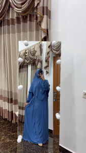 Gamis crinkle plus hijab di lengkapi brand Aclilic  dan Bross cantik untuk ukuran wanita dewasa