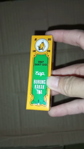 Obat Sakit Gigi Cap Burung Kakak Tua (2 ml)