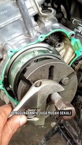 ISKU Magnet Puller 9 Untuk Motor Yamaha Treker Motor Matic Motor YAMAHA No. 9 Treker Magnet