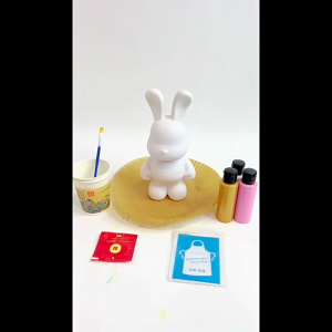 33cm Fluid Bunny 暴力熊网红流体兔儿童彩色手工艺品扑满 DIY Bearbrick Rabbit Tabung Wang Piggy Bank Acrylic Paint Kids Toys Color Family