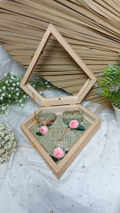 Kotak Kayu Bentuk Gunungan Tempat Perhiasan Cincin Gelang Kalung untuk Seserahan Pernikahan