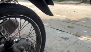 Cây móc lốp xe máy - xe điện (CNC) inox 304 siêu bền có nhám chống trơn