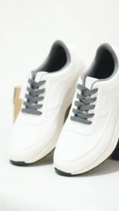 Wioz - Sepatu Sneakers Wanita W 29851: Stylish & Fungsional