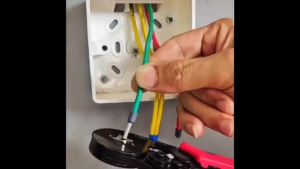 Bộ Kìm Bấm Cos Vuông HSC8 6-4A Bấm Đầu Cos Từ 0.25 - 10mm² Và Hộp Gồm 400 Đầu Bấm Cos Dây Từ 0.5 - 4mm Tiện Dụng