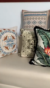 Sarung Bantal Sofa Kursi Batik Etnik Retro Mewah Premium Katun Pillow Case Resleting Uk 45x45 cm