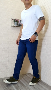 Rekomendasi Celana Jeans Pria: BELI 1 DAPAT 2 Celana Panjang Denim Cowok Lelaki Dewasa\\n\\n Model Celana Jeans Premium\\n\\nCelana jeans pria merupakan salah satu item fashion yang wajib dimiliki oleh setiap lelaki dewasa. Untuk mendapatkan model celana jeans premium, ada beberapa hal yang perlu diperhatikan. Pertama, pastikan ukuran celana jeans sesuai dengan tubuh Anda. Kami menawarkan ukuran celana jeans dari 26 hingga 38 untuk memenuhi kebutuhan berbagai pelanggan.\\n\\n Bahan Ngaret Celana Jeans\\n\\nCelana jeans pria slim fit merupakan pilihan yang tepat bagi Anda yang menginginkan penampilan yang ramping dan rapi. Selain itu, bahan ngaret celana jeans kami akan membuat Anda merasa nyaman saat mengenakannya. Kami menyediakan warna hitam, abu-abu, dan biru untuk memenuhi kebutuhan pelanggan kami.\\n\\n Harga Lokal Temukan Hanya Di TOKO NANGKON\\n\\nDapatkan kualitas premium dengan harga lokal hanya di TOKO NANGKON. Kami menawarkan promo spesial BELI 1 DAPAT 2 untuk pelanggan setia kami. Jangan lewatkan kesempatan ini!\\n\\n Cara Memilih Celana Jeans Pria yang Tepat\\n\\nBerikut adalah beberapa tips untuk memilih celana jeans pria yang tepat:\\n\\n* Ukuran yang pas: Pastikan ukuran celana jeans sesuai dengan tubuh Anda. Kami menawarkan ukuran celana jeans dari 26 hingga 38 untuk memenuhi kebutuhan berbagai pelanggan.\\n\\n* Model yang sesuai: Pilih model celana jeans yang sesuai dengan penampilan dan gaya Anda. Kami menawarkan model celana jeans premium dengan bahan ngaret dan slim fit.\\n\\n* Bahan yang berkualitas: Pilih bahan celana jeans yang berkualitas tinggi untuk mendapatkan kenyamanan maksimal saat mengenakannya. Kami menggunakan bahan ngaret yang akan membuat Anda merasa nyaman.\\n\\n Tips Perawatan Celana Jeans Pria\\n\\nBerikut adalah beberapa tips perawatan celana jeans pria:\\n\\n* Cara menyimpan: Simpan celana jeans Anda di tempat yang kering dan bersih. Hindari penyimpanan di tempat yang lembab atau terkena sinar matahari langsung.\\n\\n* Cara membersihkan: Bersihkan celana jeans Anda secara rutin untuk menjaga kebersihan dan kualitasnya. Gunakan deterjen khusus celana jeans dan jemur di tempat teduh.\\n\\n* Cara menghindari kerusakan: Hindari penggunaan alat pemutih atau pewarna pada celana jeans Anda. Juga, hindari penggunaan mesin cuci dengan suhu tinggi.\\n\\nJangan ragu untuk menghubungi kami jika Anda memiliki pertanyaan lebih lanjut tentang produk kami. Kami siap membantu Anda mendapatkan celana jeans pria terbaik!\n}