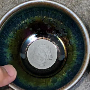 C292 Authentic Tenmoku Jian Zhan 建盏 Tea Cup By Chen Yun Fei 陈云飞. Dragon and Phoenix Green Color Transformation Design