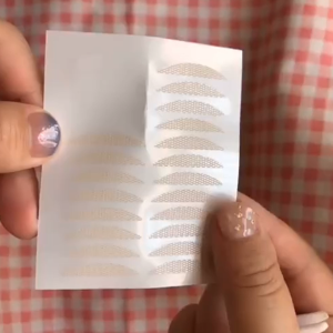 [HCM] (3 size)Kích mí lưới siêu tàng hình dán bằng nước   (cuộn 480 miếng)  không lộ siêu tàng hình  (tặng kèm que và nhíp) CozyZone520