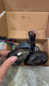 Cặp Xi nhan mũi tên cho mọi xe máy