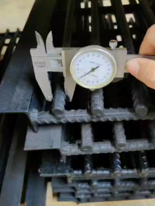 DFM Heavy duty steel drain cover 9x18  & 9" X 24 "/ Penutup longkang besi 9x18 / 沟渠盖加厚9 x 18 & 9" X 24" (2 SIZE AVAILABLE)