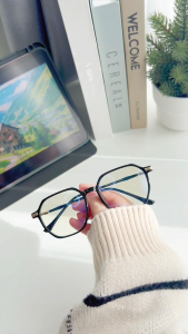 แว่นตากรองแสง Blueblock แว่นตาปรับแสงAuto แว่น กรองแสงคอม แว่นกรองแสงสีฟ้า กันแสงสีฟ้า แว่นกรองแสงแดด กรอบแว่น แว่นตาแฟชั่น รุ่น  Glitter