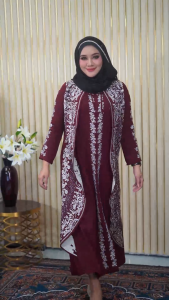 ชุดอาบาย่า ปักลายจัดเต็ม ประดับเพชรรีดสุดหรูอย่างลงตัว ดีเทลผ่าหน้าเนื้อผ้าดีเข้าทรงสวย IM71วาริสมุสลิม
