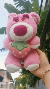 Thú nhồi bông Lotso ôm dâu mẫu mới - Size 22cm - Quà tặng gấu dâu mini thiết kế dễ thương - Gối ôm mềm mịn cho bé