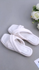 Redzeal Sandal Teplek Wanita Kasual Flat ZEINA Korean Style