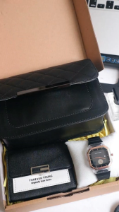 Gift Box Ulang Tahun Cewek dan Hadiah Kado Pernikahan