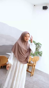 Azmeela Alana Bergo Pad Harian Desain Penutup Dagu