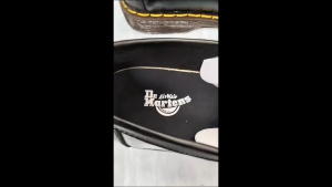 Sepatu Docmart Wanita & Pria: Desain Modern dan Bahan Berkualitas