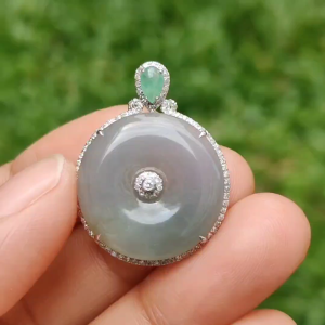 Limited time offer - Lavender Green Hue Natural Type A Jadeite Jade crafted as shape of Donut set on 18k gold with diamonds and 1 icy apple green cabochon certificate weigh 4.47 grams measurement 19.9 * 19.9 * 3.6 mm (18kp26)
