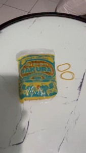 Karet Gelang Kuning Cap Sakura 100 Gram