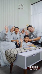 Sarimbit keluarga terbaru mewah couple lebaran 2024 baju kapelan ICE GREY RAUDHA SERIES BY ARRA