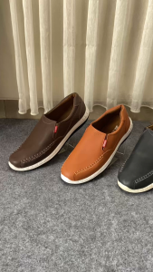 ASS- ( BUNDLING ) SEPATU F 02 Gratis Sandal H 6 Keren Kekinian