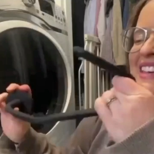 Magnetic Washer Door Prop-Stabilizer for Front Load Machines-Easy-Install Flex Design-Fits Most Washers & RV Laundry Doors