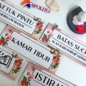 HIASAN DINDING GANTUNG PINTU TULISAN PAJANGAN PINTU KAMAR HIASAN DINDING KAMAR RUMAH PAJANGAN KAYU POSTER WALL DECOR DEKORASI DINDING PAJANGAN GANTUNGAN PINTU ASSALAUALAIKUM