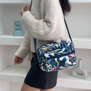 กระเป๋าผ้าออกซ์ฟอร์ดกันน้ำ รุ่นใหม่ 2024 สำหรับผู้หญิง กระเป๋าเป้ไนลอนสไตล์สบายๆ สำหรับแม่ มีซิปเปอร์ 5 ช่อง