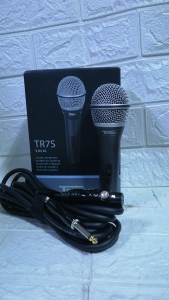 Professional uni-directional cardioid Moving Coil Dynamic Microphone Trident TR7S