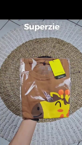 Baju Kaos Anak Distro Premium Gambar Kartun Jerapah Warna Coklat Umur 1-13 Tahun