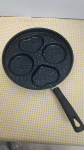 กระทะทอดไข่ 4หลุม กระทะ กระทะเคลือบหินอ่อน Non-Stick ใช้ได้กับเตาทุกชนิด