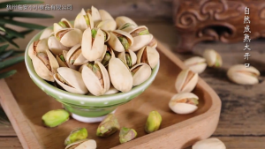 ถั่วพิตตาชิโอ้ อบสดใหม่ ซื้อ 1แถม1 พร้อมทาน โกกล์อฟเมืองใต้!!! เจทานได้