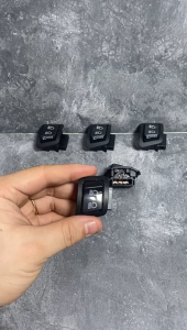 tombol saklar lampu dim pass beam soket 4 pin / on off dim 3 fungsi + pass beam universal semua motor BEAT FI STREET POP SCOOPY VARIO 110 125 150 PNP