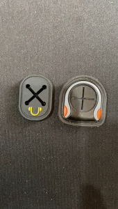 Lubang Headset Karet 3 Dimensi  - 2 Warna ( isi 100 pcs )