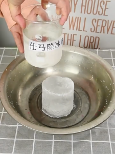 Refrigerator Cleaner and Deodorant 500ml 冰箱除冰剂