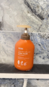 [HCM] Sữa tắm thảo dược hữu cơ gừng nghệ Cỏ cây hoa lá Việt Nam