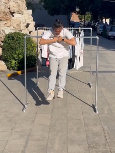 IEASY หนาพิเศษ  ราวตากผ้าท่อเหล็ก2ชั้น ราวตากผ้าท่อเหล็ก ราวตากผ้าเสาเดี่ยวราวตากผ้า ยาว100-180cm ราวแขวนผ้าสแตน ราวแขวนผ้า ทนๆ ราวตากผ้าแข็งๆ ราวตากผ้าท่อเหล็ก เคลื่อนย้ายง่ายและสะดวก